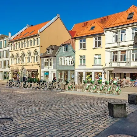 Private Affordable Single Next To Fish Market * Bergen